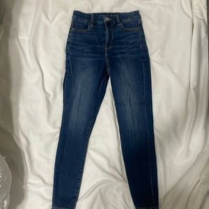 American Eagle skinny jeans !